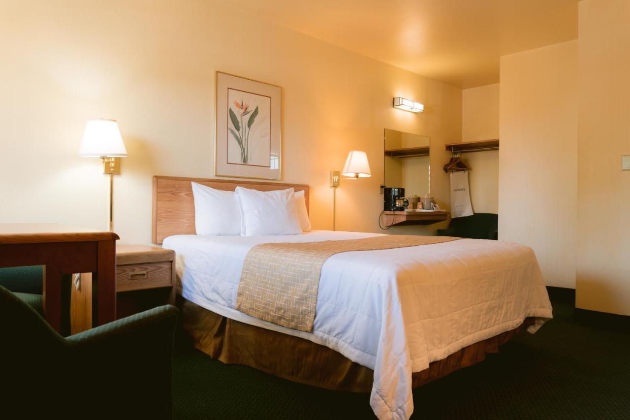 Riverfront Inn Roseburg Exteriér fotografie